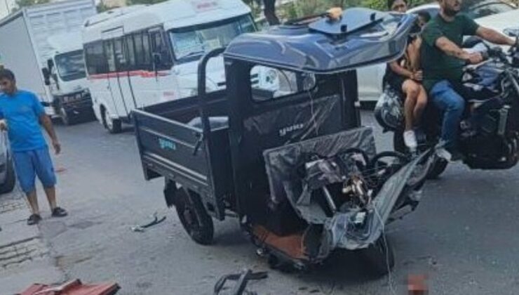 Adana’da motosikletin gaz kolu takılı kaldı, kazada can verdi