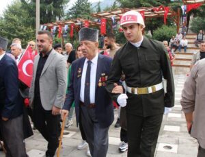 Amasya haberleri Vefa ve gurur bir arada: Mehmetçik gaziyi yalnız bırakmadı